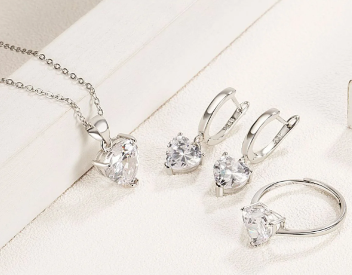 Luminous Love 3-Piece Set