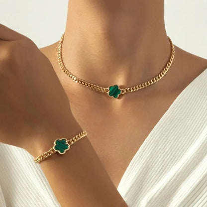 Glücksklee Schmuckset – Elegante Blumenkette & Armband