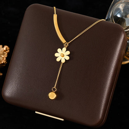 Golden Daisy Lariat Necklace