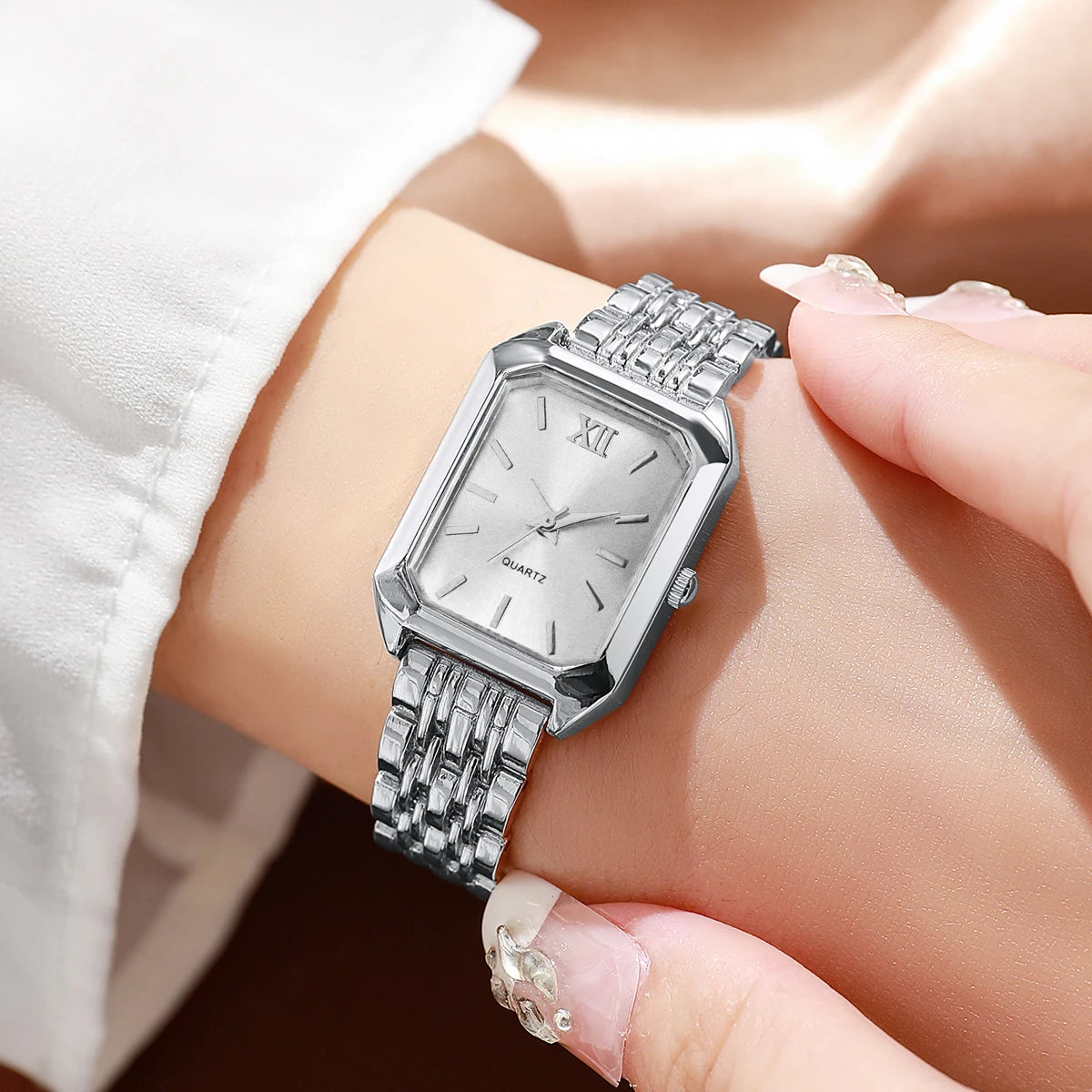Luxe Roman Dial Watch & Bracelet Gift Set