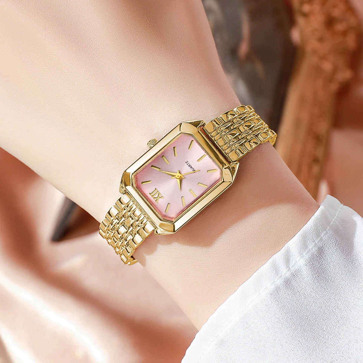 Luxe Roman Dial Watch & Bracelet Gift Set