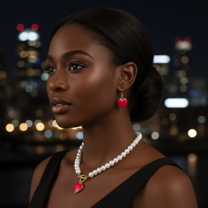 Modelo negra usando colar e brincos exatos do produto